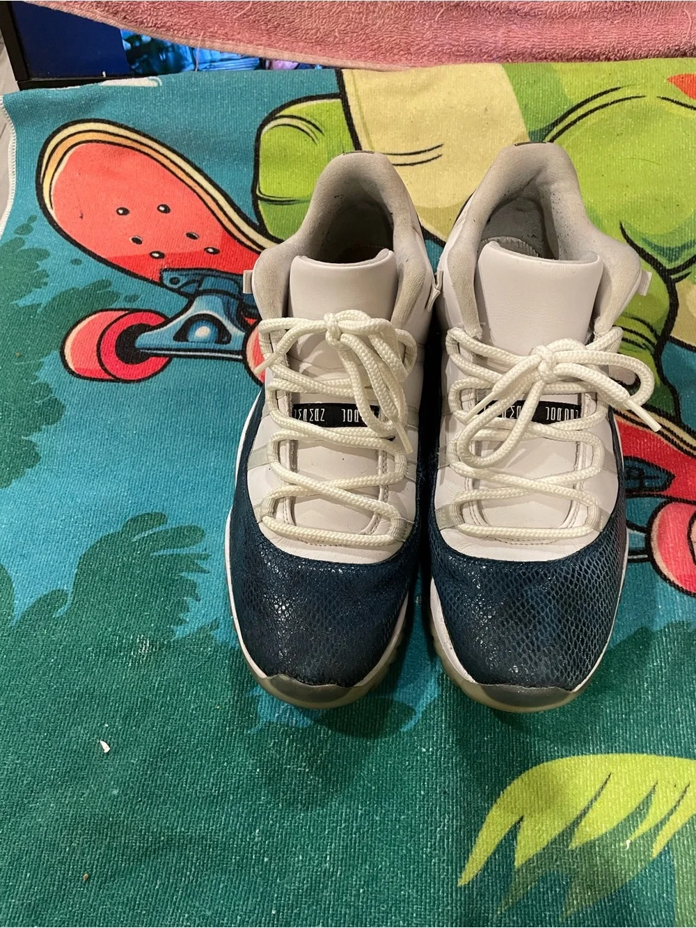 Jordan 11 low Snakeskin